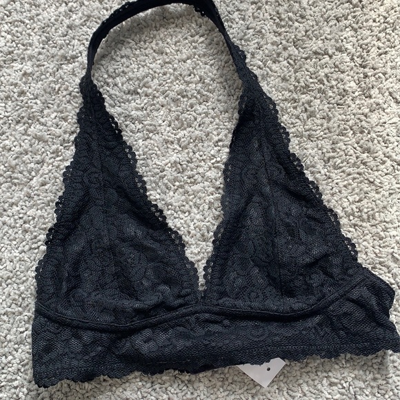 Aritzia Other - BRAND NEW Aritzia halter lace bra bralette
